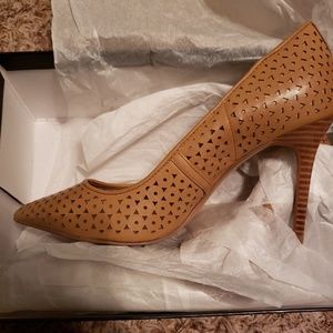 G.I.L.I. Perforated Heels